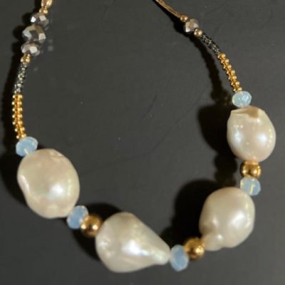 Baroque pearl necklace